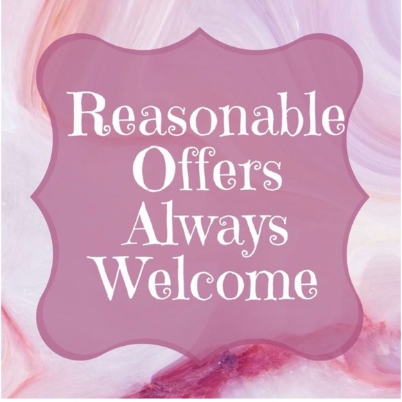 Offers are always welcome if I counter that’s my lowest TU 4 coming 2 my closet - Picture 6 of 16